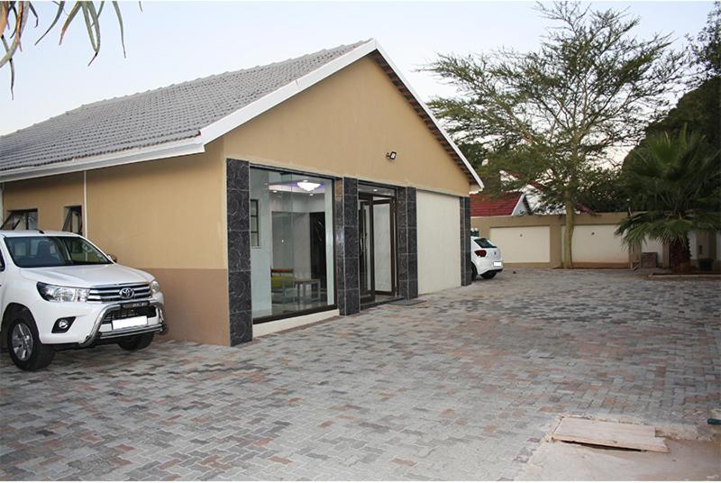 Classic-Lodge Kempton Park Exteriör bild
